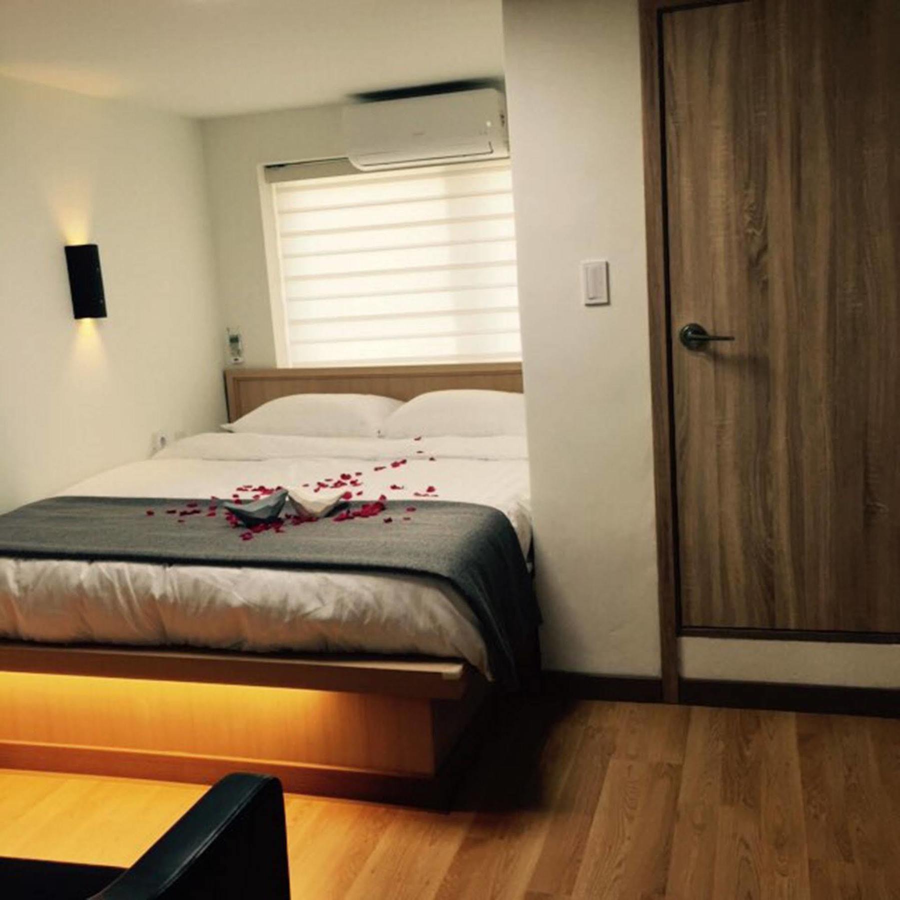 סיאול Woo Guest House מראה חיצוני תמונה